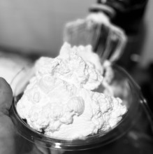 Notre zone d'activité pour ce service Trouver une crèmerie pour acheter des desserts et de la chantilly maison